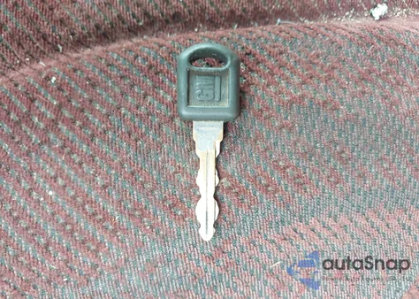 1996 Chevrolet Gmt-400 C2500 from USA, damaged, VIN 1GCFC24RXTZ180027